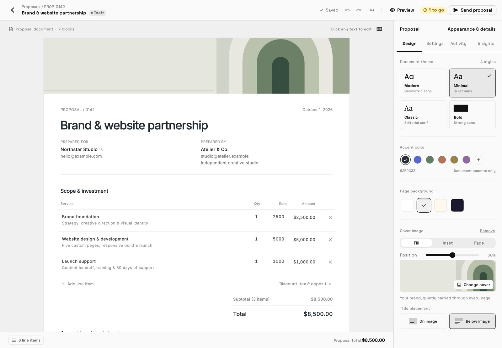 Éditeur de propositions Workspace369 : une ébauche avec une image de couverture, trois services totalisant 8 500 $, et le panneau de conception